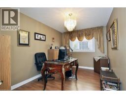 39 PEREGRINE Crescent - 16