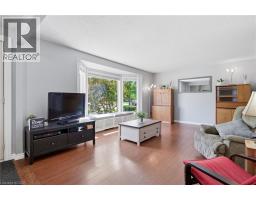 24 ROSENEATH Crescent - 10