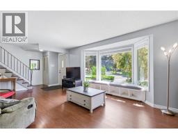 24 ROSENEATH Crescent - 11