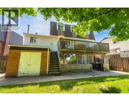 24 ROSENEATH Crescent - 35