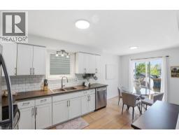136 MARCY Crescent - 11