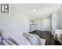 136 MARCY Crescent - 20