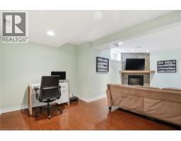 136 MARCY Crescent - 25