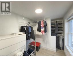 32 LORNE Street - 22