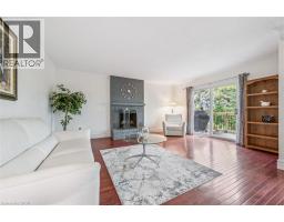 21 TINATAWA Court - 11