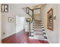 21 TINATAWA Court - 3