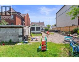 193 LOCKE Street N - 8
