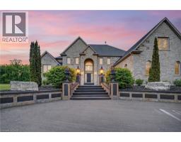 2600 MAPLE Street - 2