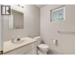 2220 BRITANNIA Road - 19