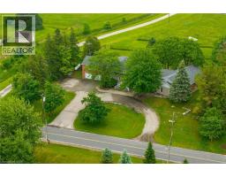 2220 BRITANNIA Road - 3