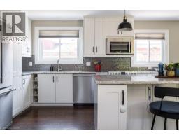 6 SKYLINE Drive - 11