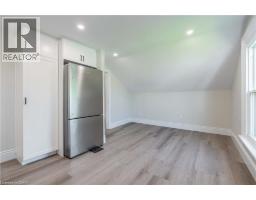 66 QUEEN Street W - 18
