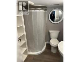 66 QUEEN Street W - 31