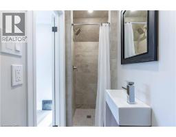 66 QUEEN Street W - 37