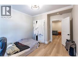 66 QUEEN Street W - 42