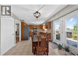 60 DUNROBIN Drive - 11