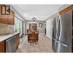 60 DUNROBIN Drive - 13