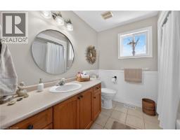 60 DUNROBIN Drive - 23