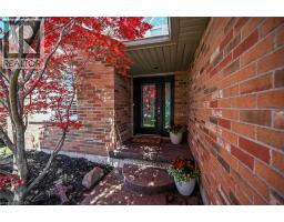 60 DUNROBIN Drive - 4