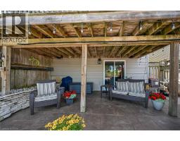 60 DUNROBIN Drive - 43