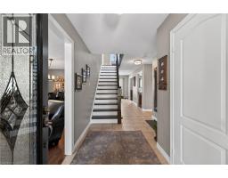 60 DUNROBIN Drive - 5