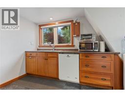 12 MAPLE Boulevard - 14