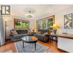 12 MAPLE Boulevard - 19