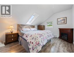 12 MAPLE Boulevard - 26