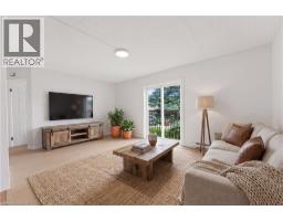 331 NORTHLAKE Drive UnitNo. 5 - 2