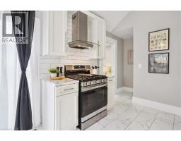 32 ALLAN Avenue - 14