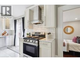 32 ALLAN Avenue - 15