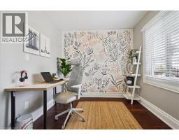 32 ALLAN Avenue - 24