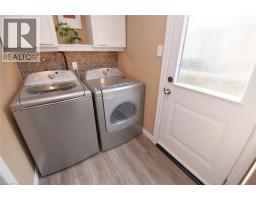 3200 GREENBOUGH Crescent - 13