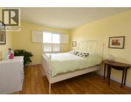 3200 GREENBOUGH Crescent - 25
