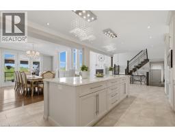 550 BRITTANIA Crescent - 12