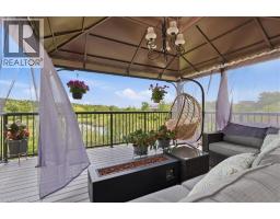 550 BRITTANIA Crescent - 24