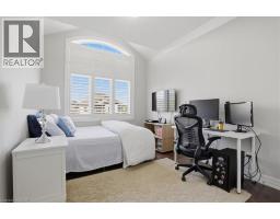 550 BRITTANIA Crescent - 26
