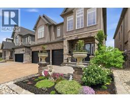 550 BRITTANIA Crescent - 4