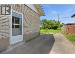 127 WELLINGTON Street - 24