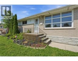 127 WELLINGTON Street - 3