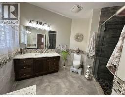 64 ENGLISH Crescent - 18