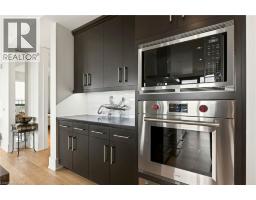 181 JAMES Street N UnitNo. 807 - 22