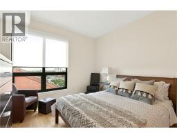 181 JAMES Street N UnitNo. 807 - 32