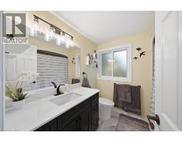 340 CYRUS Street - 17