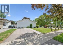 2 KEEWATIN Avenue - 29