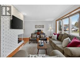 362 PEPPER Drive - 10