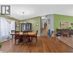 64 CALEDONIA Avenue - 10