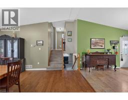 64 CALEDONIA Avenue - 16