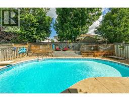 64 CALEDONIA Avenue - 35