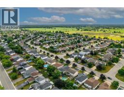 64 CALEDONIA Avenue - 45